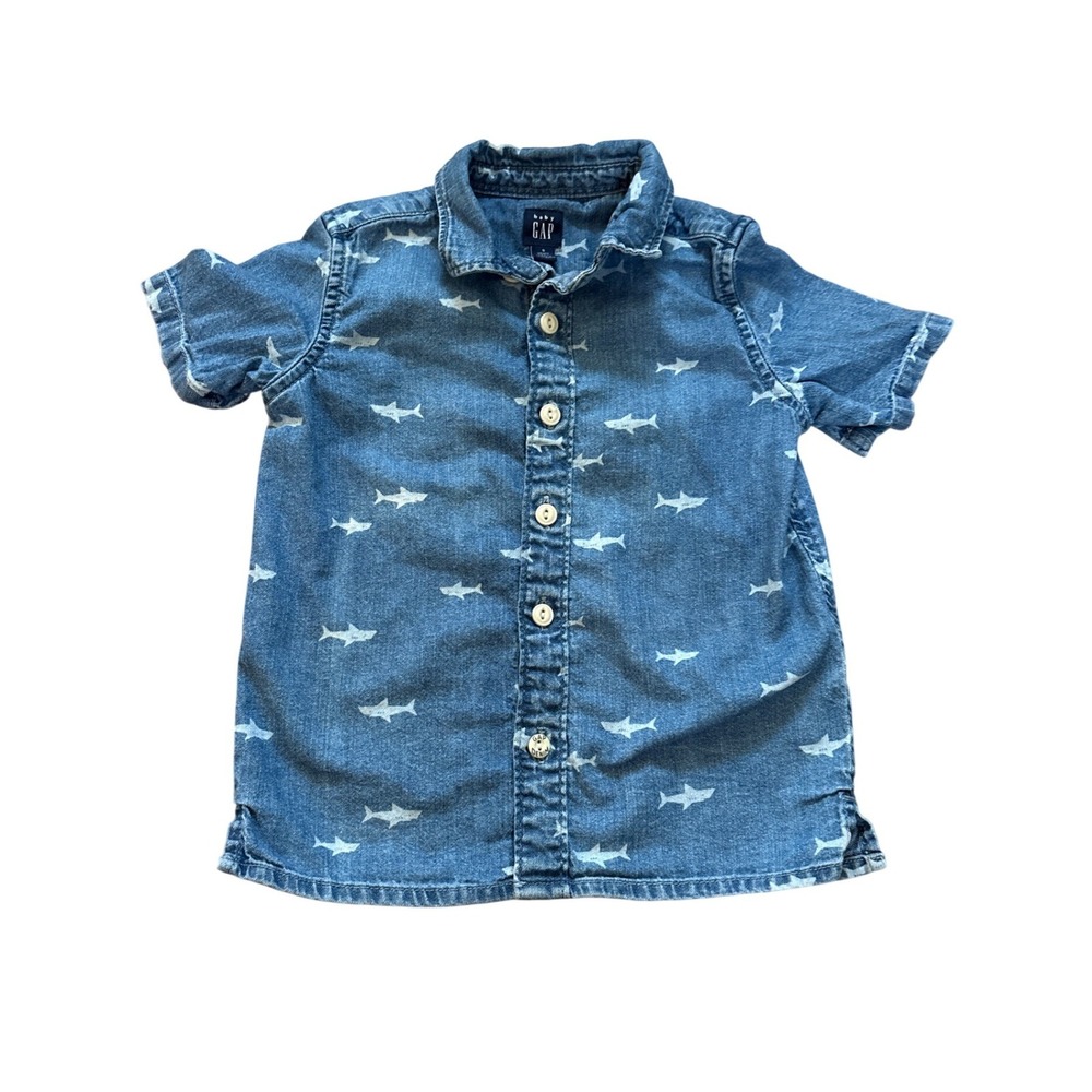Baby Gap Denim Shirt Toddler Blue‎ Shark Print Short Sleeve Button Down SIZE 5T